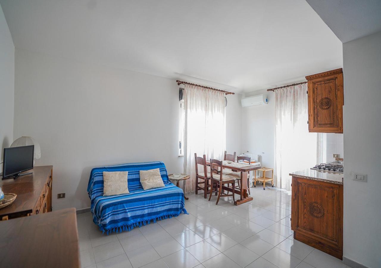 Murphy Holiday Home - Belvedere La Maddalena  Exterior photo